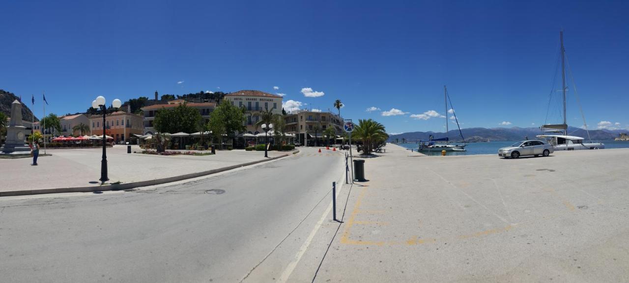 Sophie'S Choice Apartment Nafplio Bagian luar foto